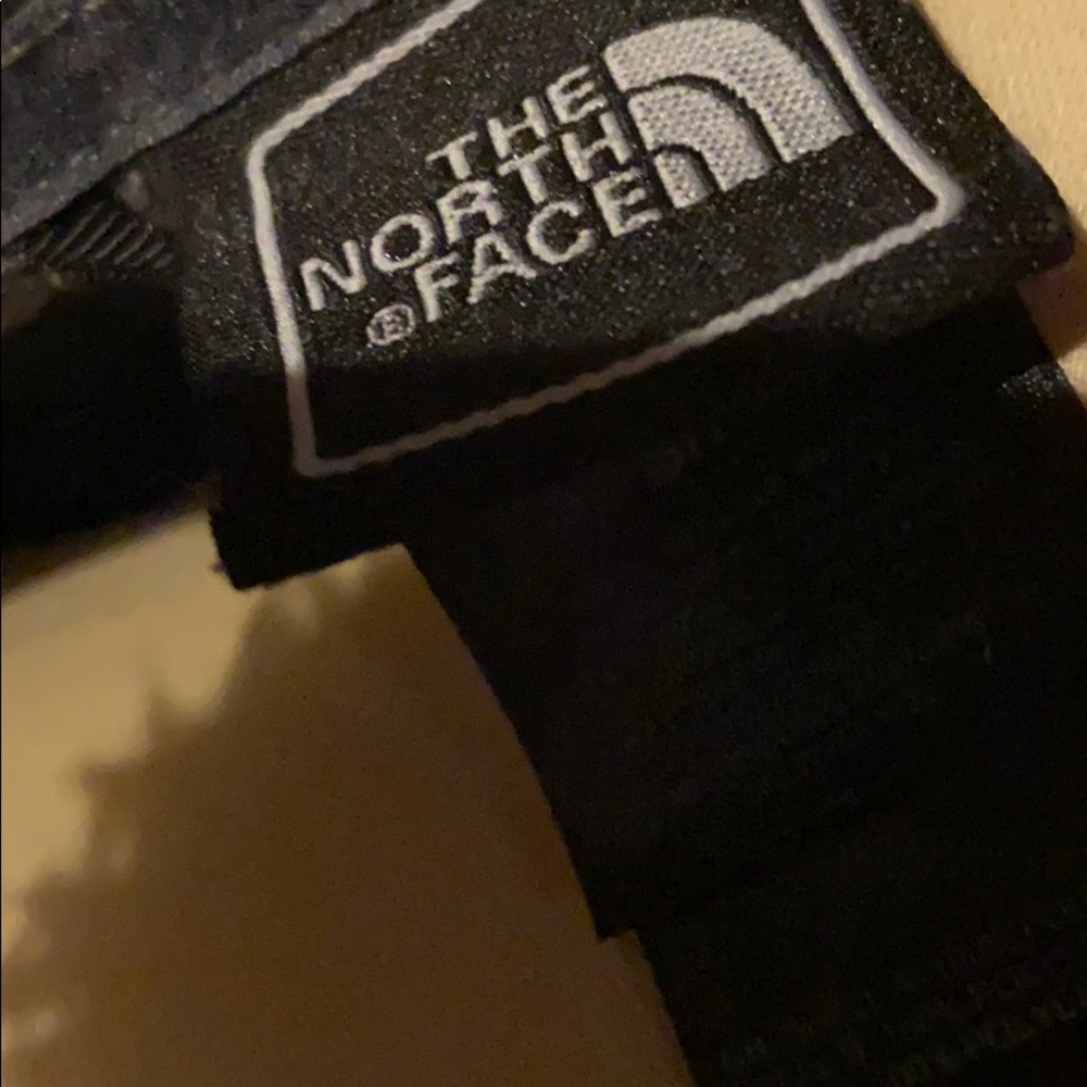 Women’s grey north face zip up jacket
